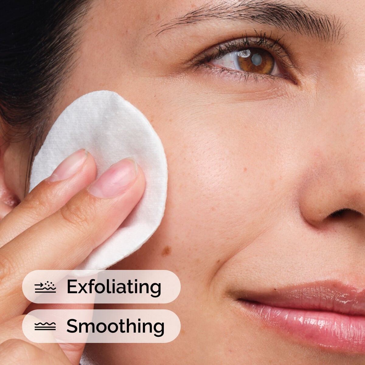 glycolic-acid-7-exfoliating-toner-k5 ord-glycolic-acid-exfoliating-toner-model-application-with-benefits.jpg